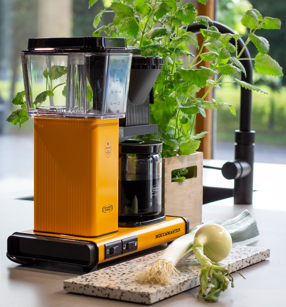Moccamaster Optio Yellow Pepper